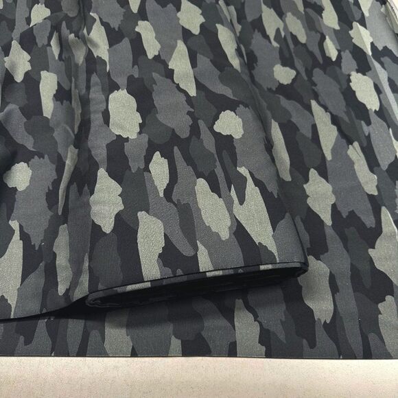 1 Yard Trainers French Terry Knit Camo Print Stretch Fabric Robert Kaufman - Picture 3 of 8